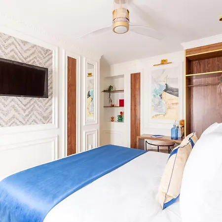 Merveil - Luxury - Louvre - Michodiere Apartment Paris